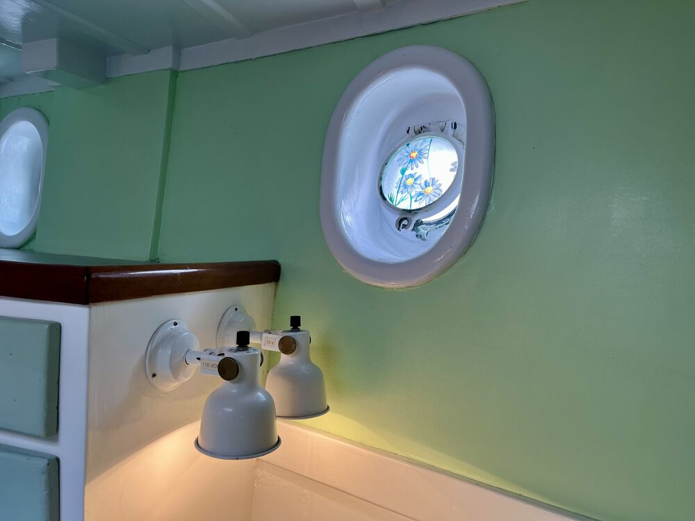A porthole detail.